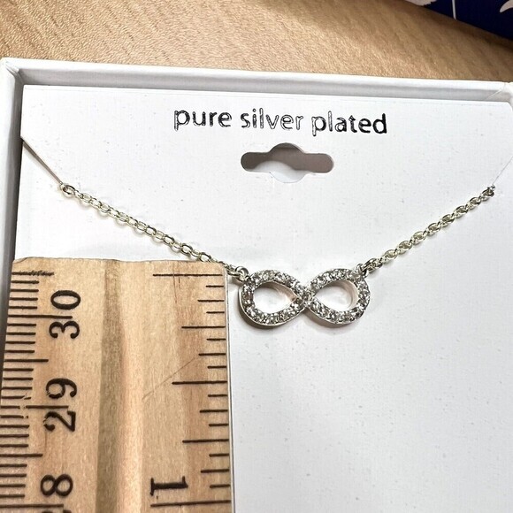Pure Silver Plated / Genuine Crystal Infinity Necklace 18-inch‎ Chain - Picture 8 of 12